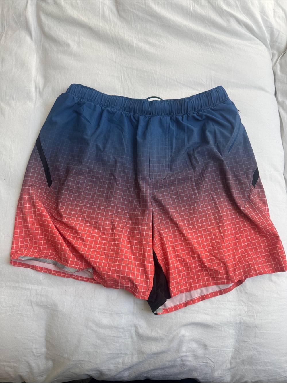 Men’s L lululemon shorts pink and blue